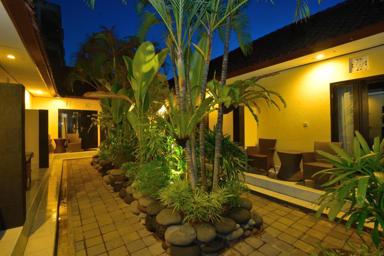 Andari Legian Hotel Bali Exterior foto