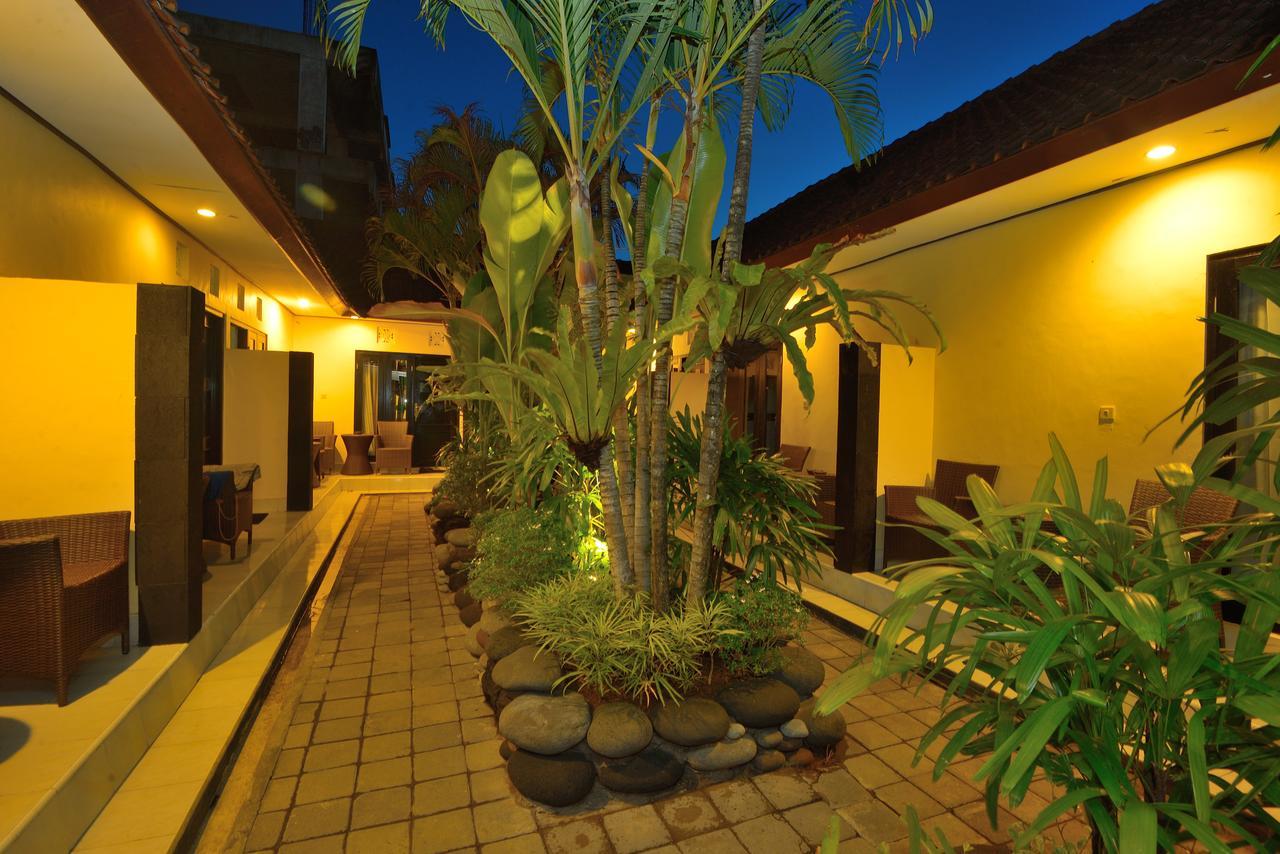 Andari Legian Hotel Bali Exterior foto